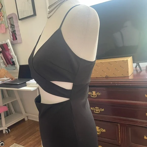 Midi cutout Dress - Picture 5 of 7